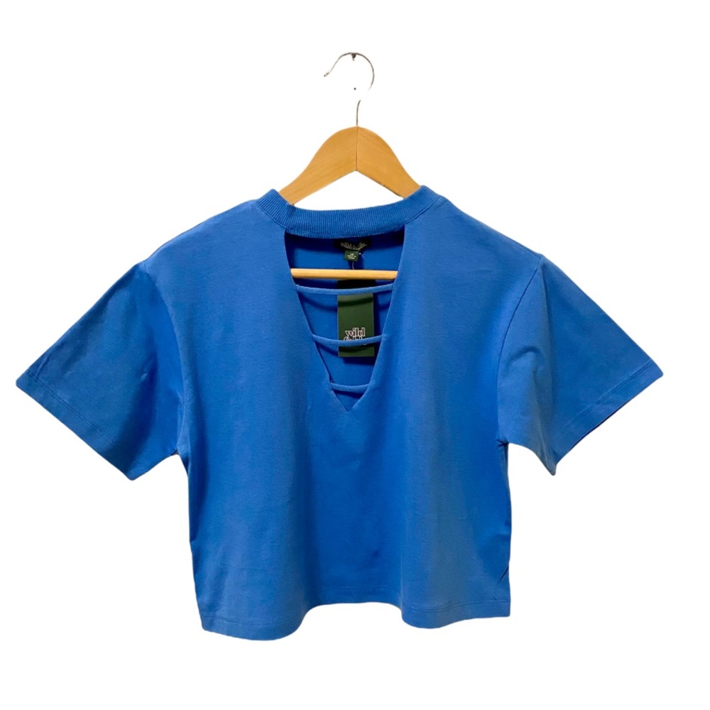[Wild Fable] Front Cut Out Crop Top - Picture 2 of 3